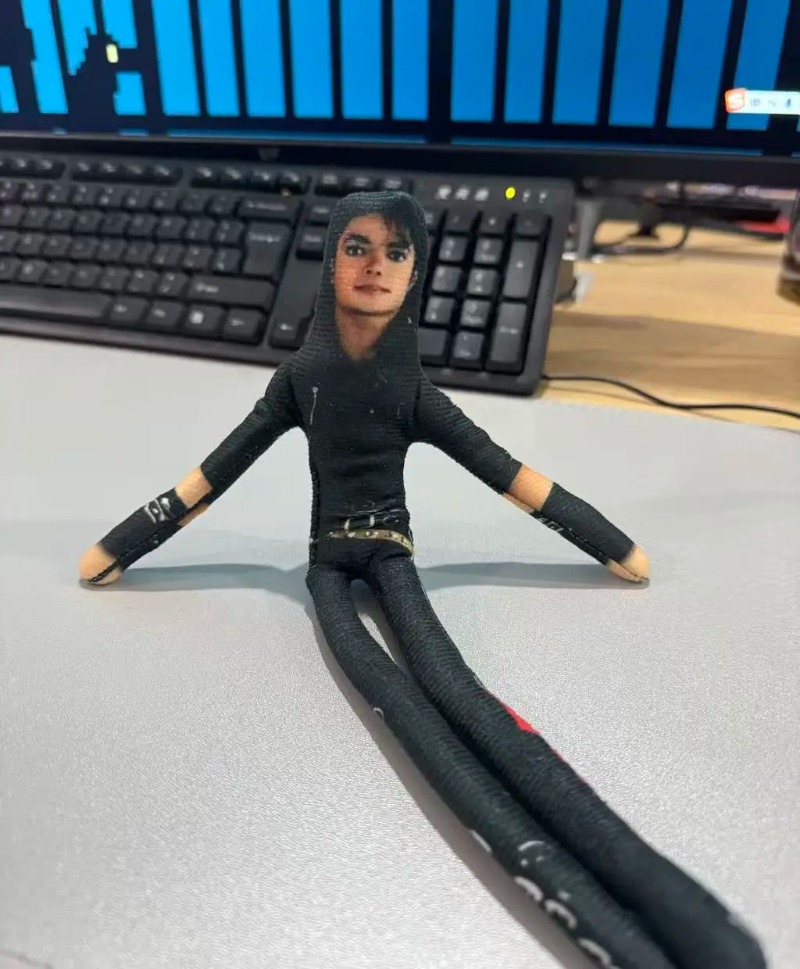 New Style Michael Jackson Cosp - Model Kit Joints recension och pris