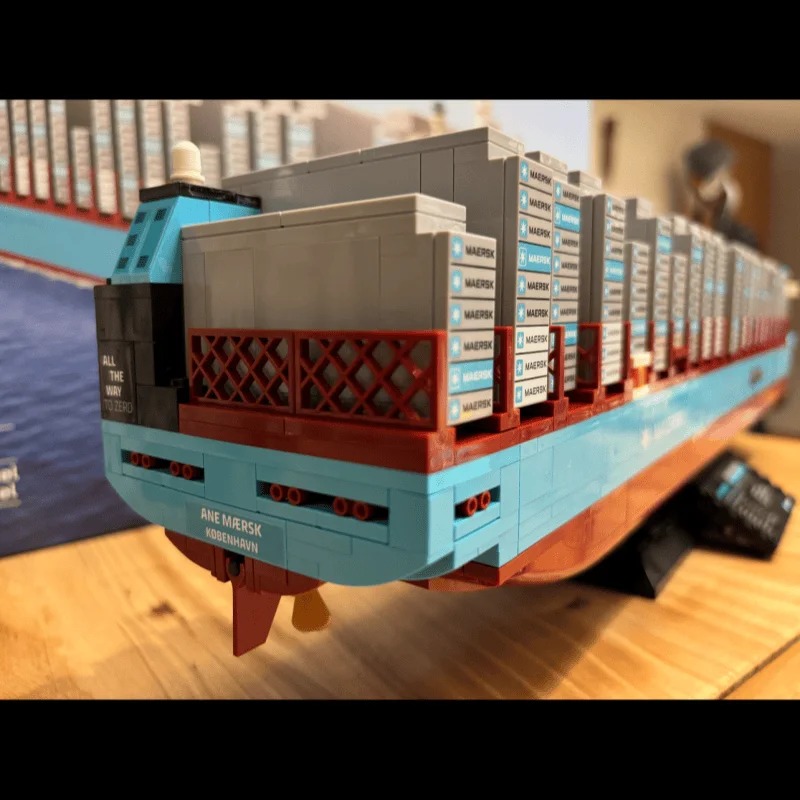 New 2026 Dual-Fuel Container V - Model Kit Walmart recension och pris