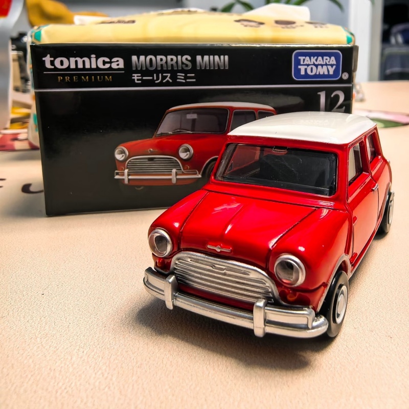 TOMY Premium Black Box 1:12 Sc - Model Kit Bmw recension och pris